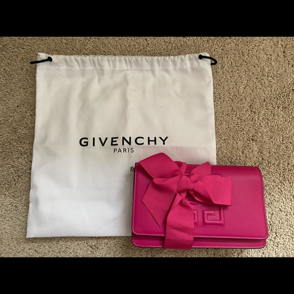 Givenchy Fuchsia Emblem Crossbody Bag/Clutch - Picture 3 of 9
